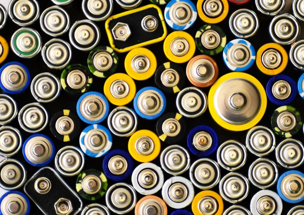 Enerjiyi Depolama Teknolojileri: Lityum İyon Piller